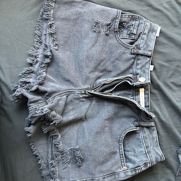 PacSun Pants - Black pac sun shorts